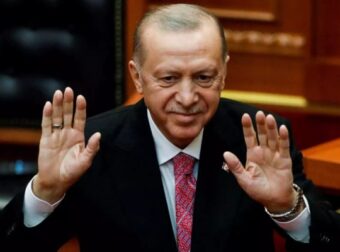 Επίθεση της Τουρκίας στην ΕΕ για τα ελληνικά νησιά: «Ντροπή σας…» – Πολιτική