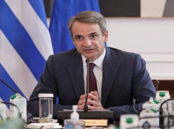 «Τελεσίγραφο» Μητσοτάκη στο υπουργικό για τις εκλογές: «Σε εννιά μήνες οι κάλπες – Κινδυνεύουν με κατάρρευση μεγάλες χώρες» (video) – Πολιτική