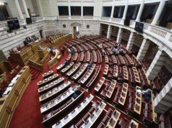 Παρακολουθήσεις: Ηχηρή παρέμβαση Καραμανλή – Αύριο συνεδριάζει η επιτροπή Θεσμών – Πολιτική