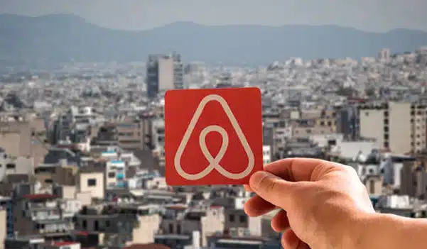 Ανατpοπές στα Airbnb: Ποιες αλλαγές εξετάζει η κuβέρνηση