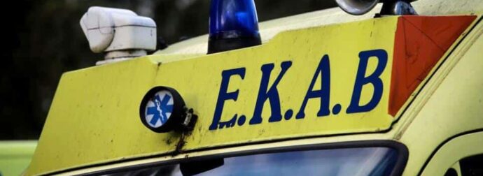 Σοβαρό ατύχημα σε παιδική χαρά – Έπεσε πόρτα σε παιδάκι 1,5 έτους