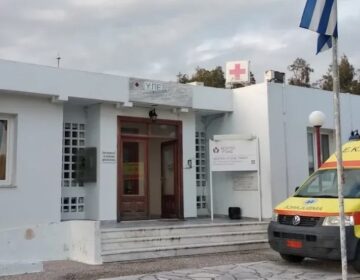 Τέλος στον αγροτικό γιατρό – Γίνεται προσωπικός γιατρός υποχρεωτικής θητείας