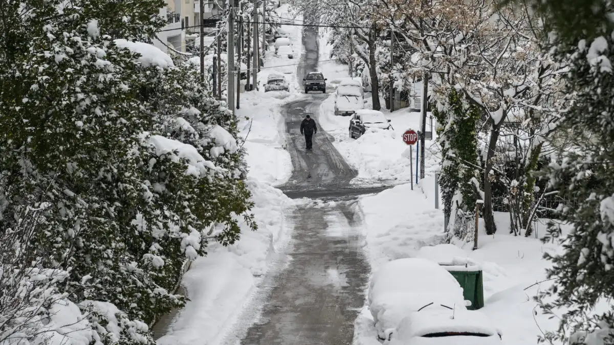 Καιρός: Τα έχασαν οι μετεωρολόγοι! Έρχονται χιόνια στην Αττική